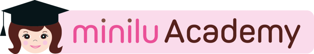 minilu mit Talar und dem Academy-Logo